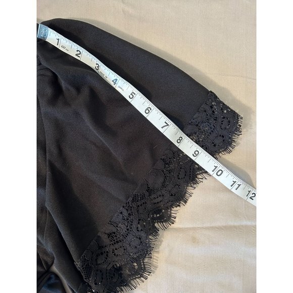 Women's Shein Black Pullover Top with Lace Short Sleeves Size Large - Picture 9 of 10